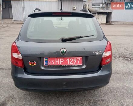 Серый Шкода Фабия, объемом двигателя 1.4 л и пробегом 174 тыс. км за 5500 $, фото 3 на Automoto.ua