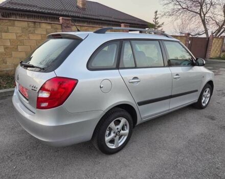 Серый Шкода Фабия, объемом двигателя 1.4 л и пробегом 172 тыс. км за 6550 $, фото 4 на Automoto.ua