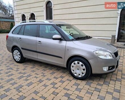 Серый Шкода Фабия, объемом двигателя 1.6 л и пробегом 188 тыс. км за 5450 $, фото 9 на Automoto.ua