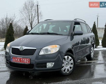 Серый Шкода Фабия, объемом двигателя 1.4 л и пробегом 194 тыс. км за 5850 $, фото 4 на Automoto.ua