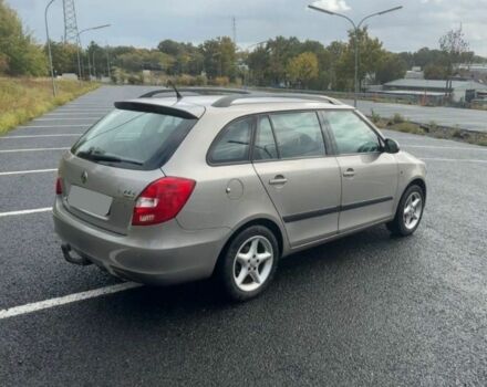 Сірий Шкода Фабія, об'ємом двигуна 1.6 л та пробігом 215 тис. км за 6999 $, фото 5 на Automoto.ua