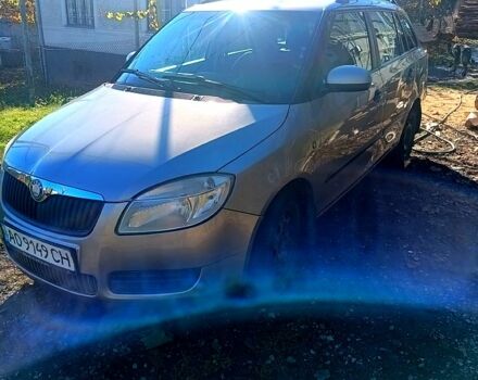 Сірий Шкода Фабія, об'ємом двигуна 1.2 л та пробігом 237 тис. км за 4200 $, фото 2 на Automoto.ua