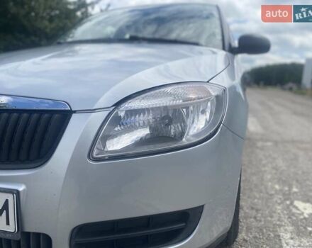 Серый Шкода Фабия, объемом двигателя 1.2 л и пробегом 213 тыс. км за 4350 $, фото 1 на Automoto.ua