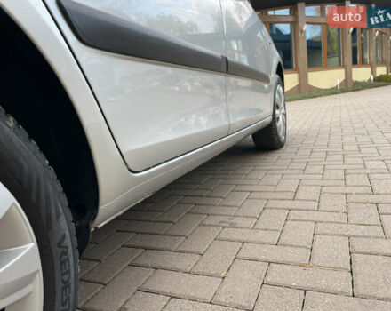 Сірий Шкода Фабія, об'ємом двигуна 1.6 л та пробігом 222 тис. км за 5888 $, фото 16 на Automoto.ua