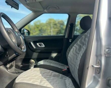 Серый Шкода Фабия, объемом двигателя 1.39 л и пробегом 204 тыс. км за 5500 $, фото 12 на Automoto.ua