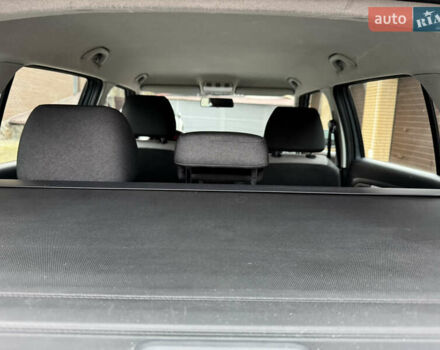 Серый Шкода Фабия, объемом двигателя 1.39 л и пробегом 240 тыс. км за 5400 $, фото 16 на Automoto.ua