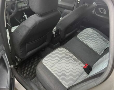 Сірий Шкода Фабія, об'ємом двигуна 1.6 л та пробігом 215 тис. км за 6999 $, фото 11 на Automoto.ua