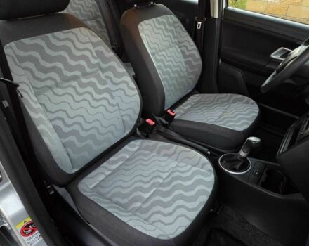 Серый Шкода Фабия, объемом двигателя 1.4 л и пробегом 172 тыс. км за 6550 $, фото 14 на Automoto.ua