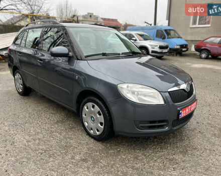 Серый Шкода Фабия, объемом двигателя 1.6 л и пробегом 199 тыс. км за 6700 $, фото 1 на Automoto.ua