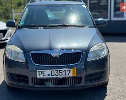 Серый Шкода Фабия, объемом двигателя 1.39 л и пробегом 224 тыс. км за 6000 $, фото 1 на Automoto.ua