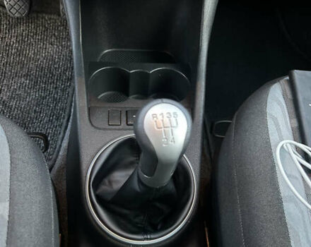 Шкода Фабия 2009 в Золотоноше на Automoto.ua Серый Шкода Фабия, объемом двигателя 1.39 л и пробегом 225 тыс. км за 6150 $, фото 53 на Automoto.ua