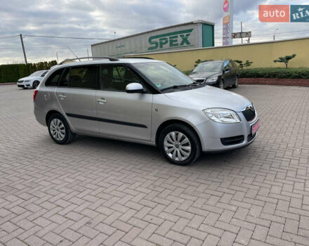 Сірий Шкода Фабія, об'ємом двигуна 1.6 л та пробігом 222 тис. км за 5888 $, фото 6 на Automoto.ua