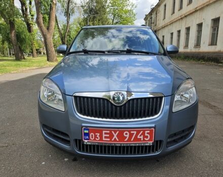 Серый Шкода Фабия, объемом двигателя 1.4 л и пробегом 223 тыс. км за 6500 $, фото 2 на Automoto.ua