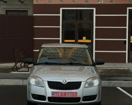 Сірий Шкода Фабія, об'ємом двигуна 1.4 л та пробігом 180 тис. км за 5300 $, фото 1 на Automoto.ua