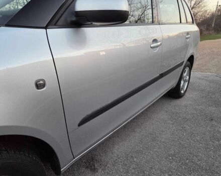 Серый Шкода Фабия, объемом двигателя 1.4 л и пробегом 172 тыс. км за 6550 $, фото 2 на Automoto.ua