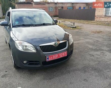 Сірий Шкода Фабія, об'ємом двигуна 1.4 л та пробігом 173 тис. км за 5850 $, фото 3 на Automoto.ua