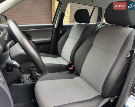 Серый Шкода Фабия, объемом двигателя 1.39 л и пробегом 240 тыс. км за 5400 $, фото 22 на Automoto.ua