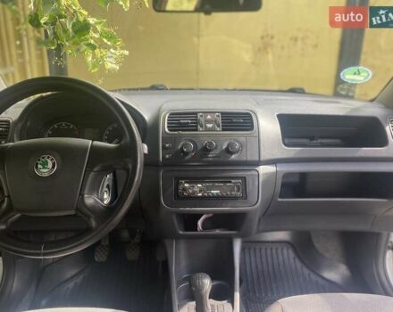 Серый Шкода Фабия, объемом двигателя 1.2 л и пробегом 213 тыс. км за 4350 $, фото 12 на Automoto.ua