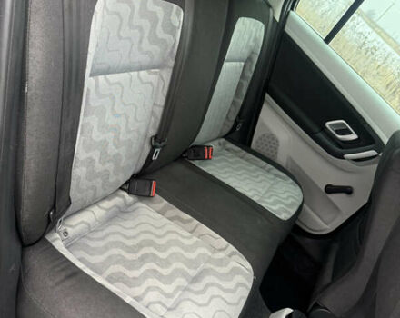 Серый Шкода Фабия, объемом двигателя 1.4 л и пробегом 194 тыс. км за 5850 $, фото 27 на Automoto.ua