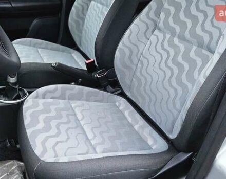 Серый Шкода Фабия, объемом двигателя 1.4 л и пробегом 211 тыс. км за 5450 $, фото 63 на Automoto.ua