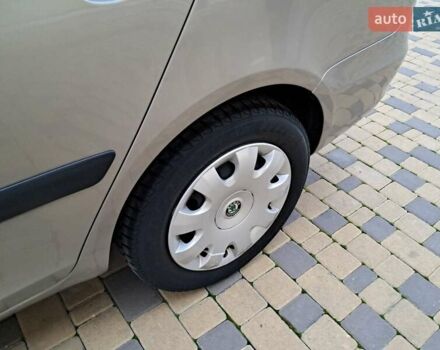 Серый Шкода Фабия, объемом двигателя 1.6 л и пробегом 188 тыс. км за 5450 $, фото 43 на Automoto.ua