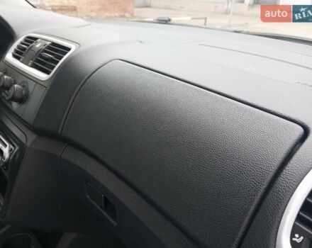 Серый Шкода Фабия, объемом двигателя 1.4 л и пробегом 174 тыс. км за 5500 $, фото 25 на Automoto.ua