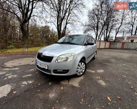 Серый Шкода Фабия, объемом двигателя 1.39 л и пробегом 150 тыс. км за 5300 $, фото 8 на Automoto.ua