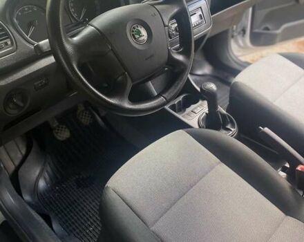 Серый Шкода Фабия, объемом двигателя 1.2 л и пробегом 213 тыс. км за 4350 $, фото 11 на Automoto.ua