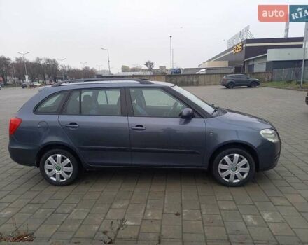 Серый Шкода Фабия, объемом двигателя 1.4 л и пробегом 239 тыс. км за 4950 $, фото 3 на Automoto.ua