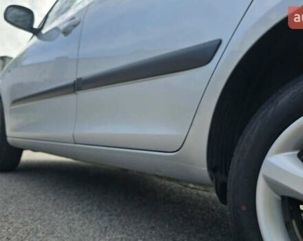 Сірий Шкода Фабія, об'ємом двигуна 1.6 л та пробігом 220 тис. км за 6000 $, фото 14 на Automoto.ua