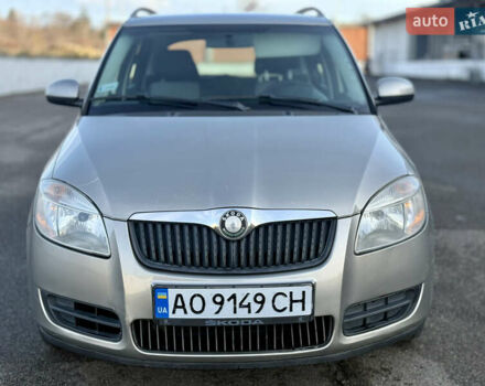 Серый Шкода Фабия, объемом двигателя 1.2 л и пробегом 237 тыс. км за 4100 $, фото 8 на Automoto.ua