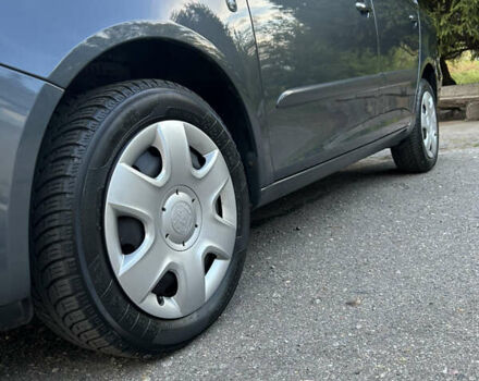 Шкода Фабия 2009 в Золотоноше на Automoto.ua Серый Шкода Фабия, объемом двигателя 1.39 л и пробегом 225 тыс. км за 6150 $, фото 27 на Automoto.ua