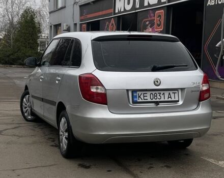 Серый Шкода Фабия, объемом двигателя 1.4 л и пробегом 194 тыс. км за 4400 $, фото 5 на Automoto.ua