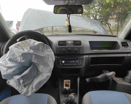 Шкода Фабия 2009 в Червонограде на Automoto.ua Серый Шкода Фабия, объемом двигателя 1.2 л и пробегом 380 тыс. км за 1400 $, фото 5 на Automoto.ua