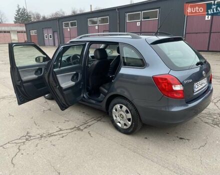 Серый Шкода Фабия, объемом двигателя 1.2 л и пробегом 168 тыс. км за 5500 $, фото 5 на Automoto.ua