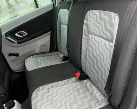 Серый Шкода Фабия, объемом двигателя 1.4 л и пробегом 194 тыс. км за 5850 $, фото 28 на Automoto.ua