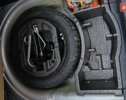 Серый Шкода Фабия, объемом двигателя 1.6 л и пробегом 189 тыс. км за 6100 $, фото 45 на Automoto.ua