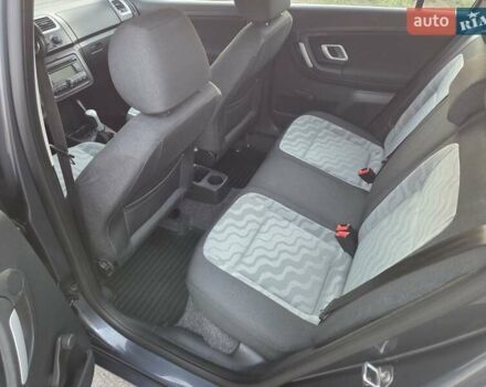 Серый Шкода Фабия, объемом двигателя 1.4 л и пробегом 174 тыс. км за 6550 $, фото 17 на Automoto.ua