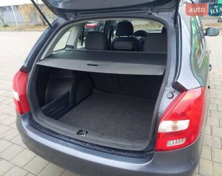 Серый Шкода Фабия, объемом двигателя 1.4 л и пробегом 239 тыс. км за 4950 $, фото 12 на Automoto.ua