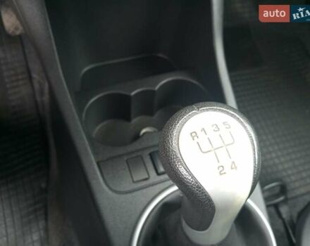 Серый Шкода Фабия, объемом двигателя 1.4 л и пробегом 174 тыс. км за 5500 $, фото 26 на Automoto.ua