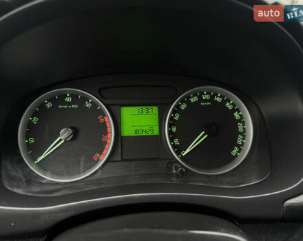 Серый Шкода Фабия, объемом двигателя 1.39 л и пробегом 180 тыс. км за 5750 $, фото 52 на Automoto.ua