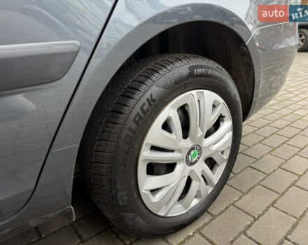 Серый Шкода Фабия, объемом двигателя 1.39 л и пробегом 240 тыс. км за 5400 $, фото 39 на Automoto.ua