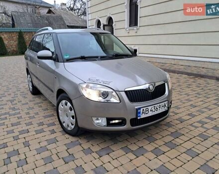 Серый Шкода Фабия, объемом двигателя 1.6 л и пробегом 188 тыс. км за 5450 $, фото 1 на Automoto.ua