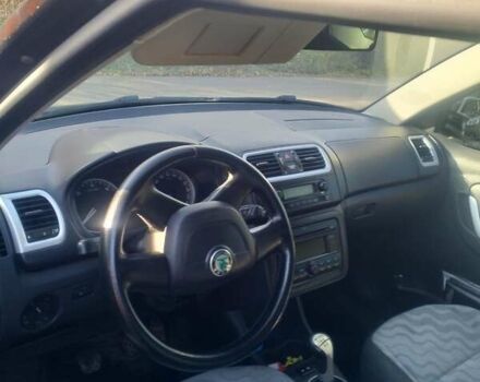 Шкода Фабия 2009 в Львове на Automoto.ua Серый Шкода Фабия, объемом двигателя 1.42 л и пробегом 227 тыс. км за 4800 $, фото 1 на Automoto.ua