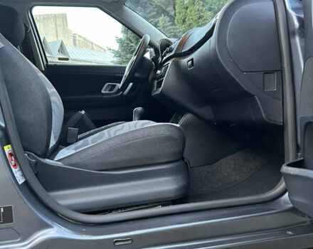 Шкода Фабия 2009 в Золотоноше на Automoto.ua Серый Шкода Фабия, объемом двигателя 1.39 л и пробегом 225 тыс. км за 6150 $, фото 42 на Automoto.ua