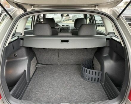 Серый Шкода Фабия, объемом двигателя 1.6 л и пробегом 112 тыс. км за 7300 $, фото 8 на Automoto.ua