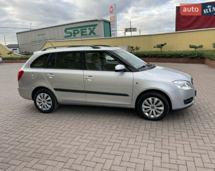 Сірий Шкода Фабія, об'ємом двигуна 1.6 л та пробігом 222 тис. км за 5888 $, фото 7 на Automoto.ua