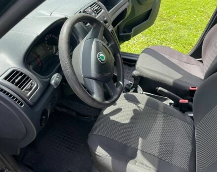 Шкода Фабия 2009 в Болехове на Automoto.ua Серый Шкода Фабия, объемом двигателя 1.2 л и пробегом 213 тыс. км за 5200 $, фото 15 на Automoto.ua