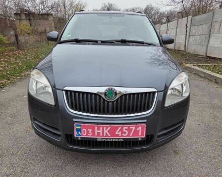 Серый Шкода Фабия, объемом двигателя 1.4 л и пробегом 174 тыс. км за 6550 $, фото 2 на Automoto.ua