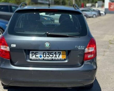 Серый Шкода Фабия, объемом двигателя 1.39 л и пробегом 224 тыс. км за 6000 $, фото 4 на Automoto.ua